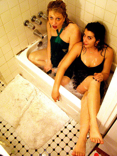 Margot Leitman and Giulia Rozzi, hosts of Stripped Stories