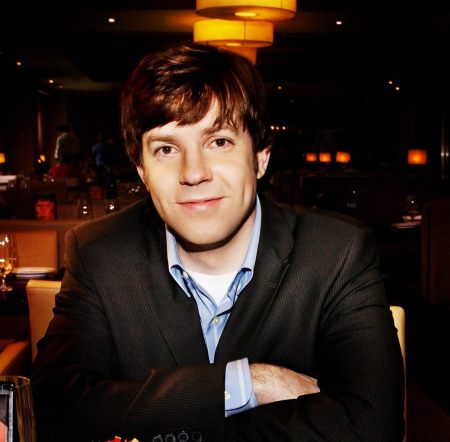 Jason Sudeikis (SNL) performs with other TV and Broadway stars tonight at Gravid Water